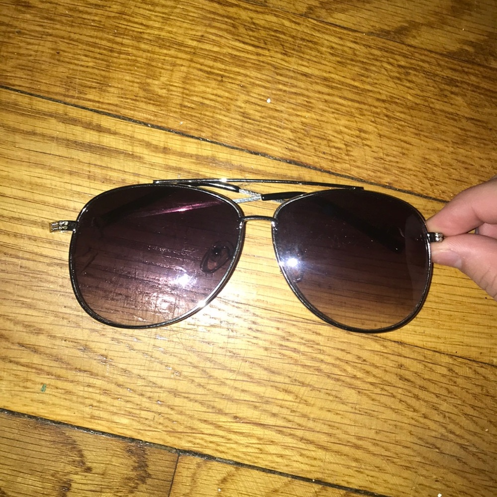 Purple tint sunglasses More than 50% off!